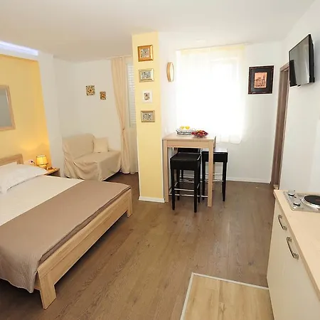 2studios Kalelarga Apartamento Zadar