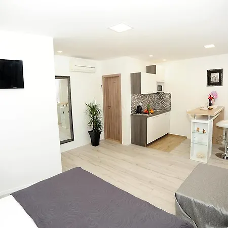 Lägenhet 2studios Kalelarga Zadar