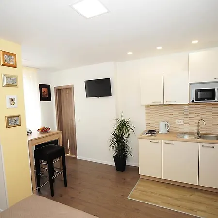 2studios Kalelarga * زادار