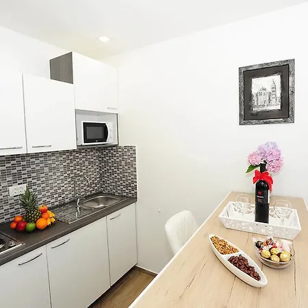 2studios Kalelarga * زادار